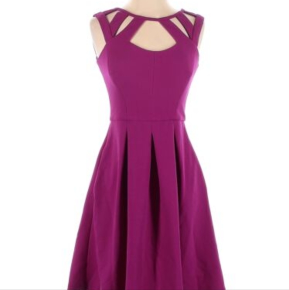 Betsey Johnson Dress size 2 - Picture 9 of 10